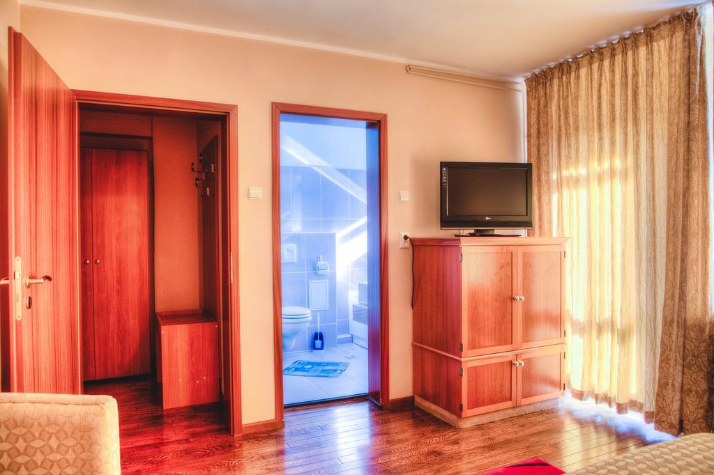 فندق بويانا براسوففي  Vila Pinul Si Mesteacanul المظهر الخارجي الصورة